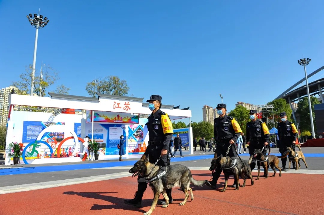 640.webp (13).jpg 640.webp (13).jpg