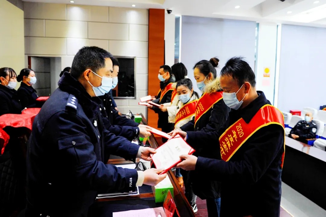 640.webp (5).jpg 640.webp (5).jpg