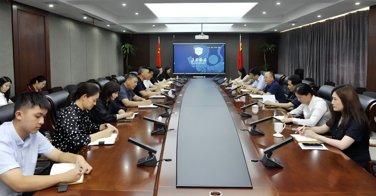 640(1).jpg 640(1).jpg